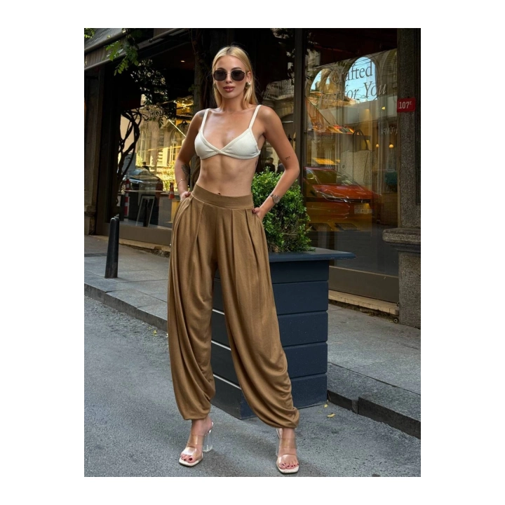 Kadın Beli Lastikli Pileli Modal Kumaş Paça Detaylı Ön Cepli Sütlü Kahve Balloon Şalvar Pantolon