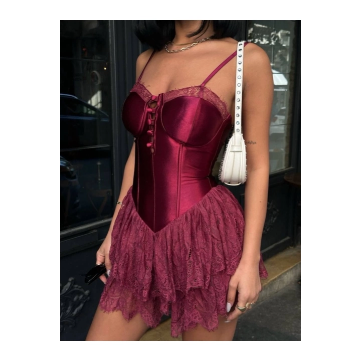 Kadın Premium Dantel Detaylı Askılı Biyeli Şortlu Bordo Mini Boy Elbise