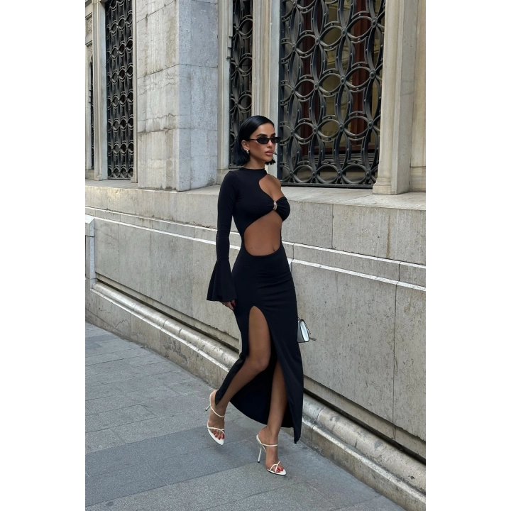 Kadın Tek Kol Cut Out Tokalı Yırtmaçlı Tek Kol Maxi Elbise – Siyah