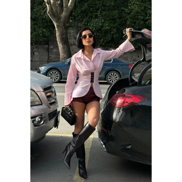 Kanca Kapamalı Sırt Bağlama Detaylı Toz Pembe Tasarım Gömlek