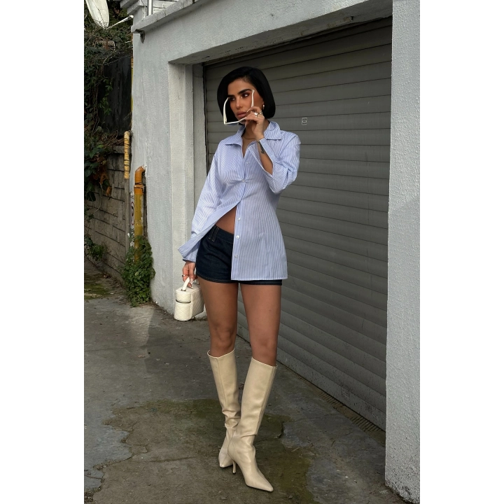 Sırt Bağlama Detaylı Çizgili Basic Mavi Gömlek