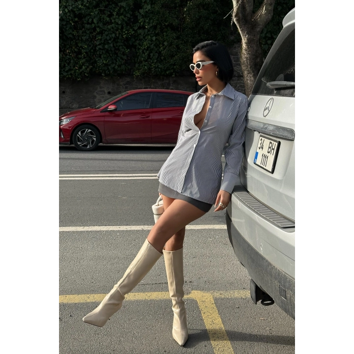 Sırt Bağlama Detaylı Siyah Çizgili Basic Beyaz Gömlek