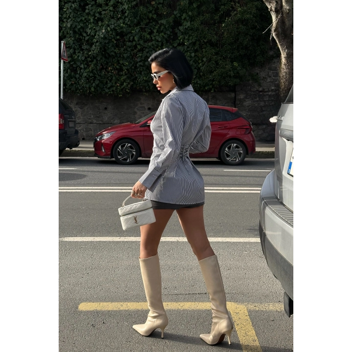 Sırt Bağlama Detaylı Siyah Çizgili Basic Beyaz Gömlek