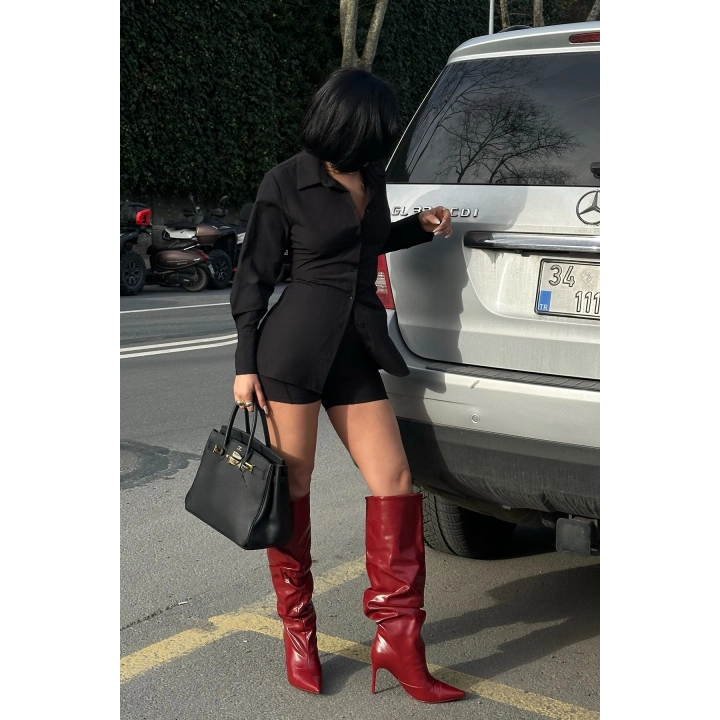 Sırt Bağlama Detaylı Siyah Basic Gömlek