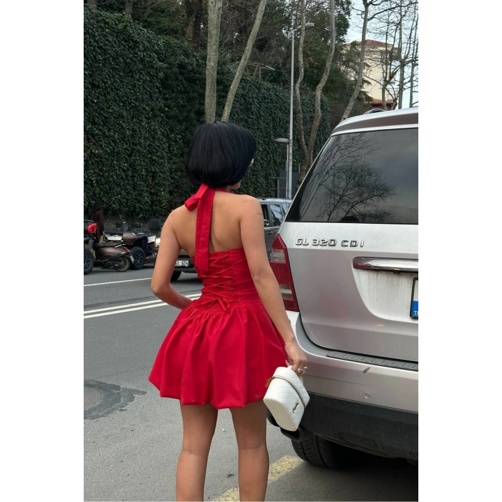 Kadın Boyundan Bağlamalı Kare Yaka Balon Astarlı Mini Kırmızı Elbise