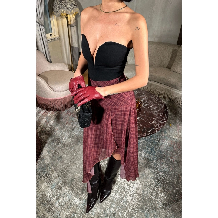 Ekose Desenli Yırtmaçlı Asimetrik Kesim Bordo Etek