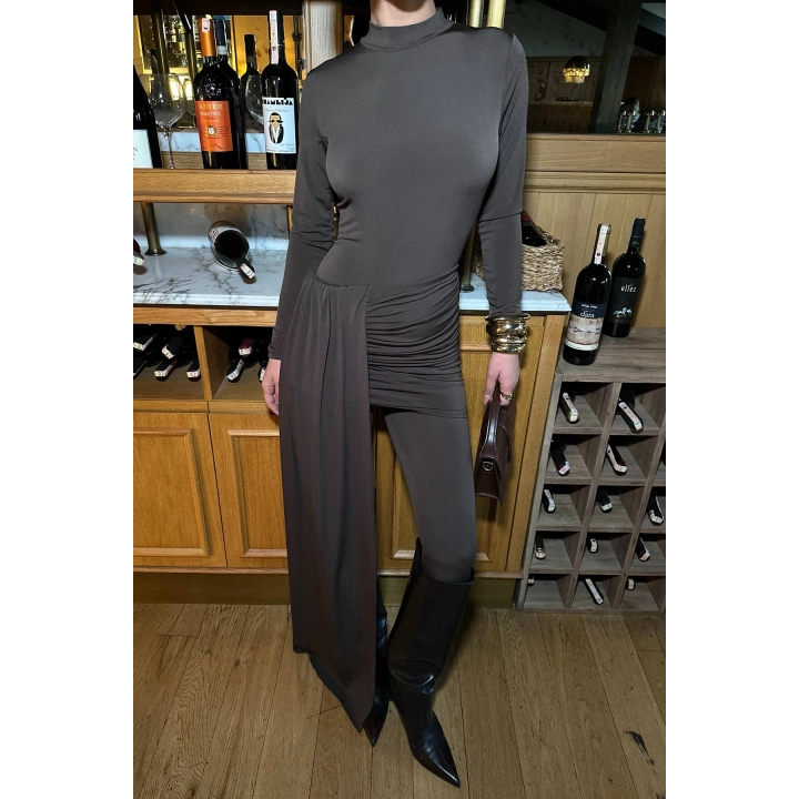 Etek Görünümlü Kuşak Detaylı Kahverengi Tasarım Tulum