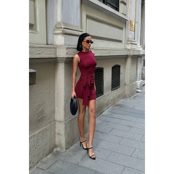 Kadın Bağlama Detaylı Büzgülü Mini Boy Bordo Elbise