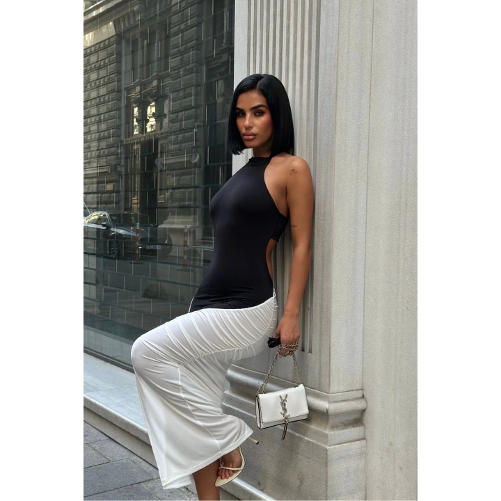 Kadın Büzgülü Sırt Dekolteli Çift Renk Beyaz Maxi Boy Elbise