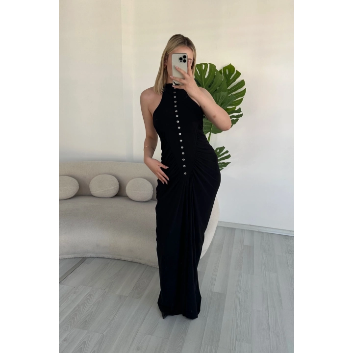 Kadın Düğme Detaylı Büzgülü Halter Yaka Siyah Maxi Elbise