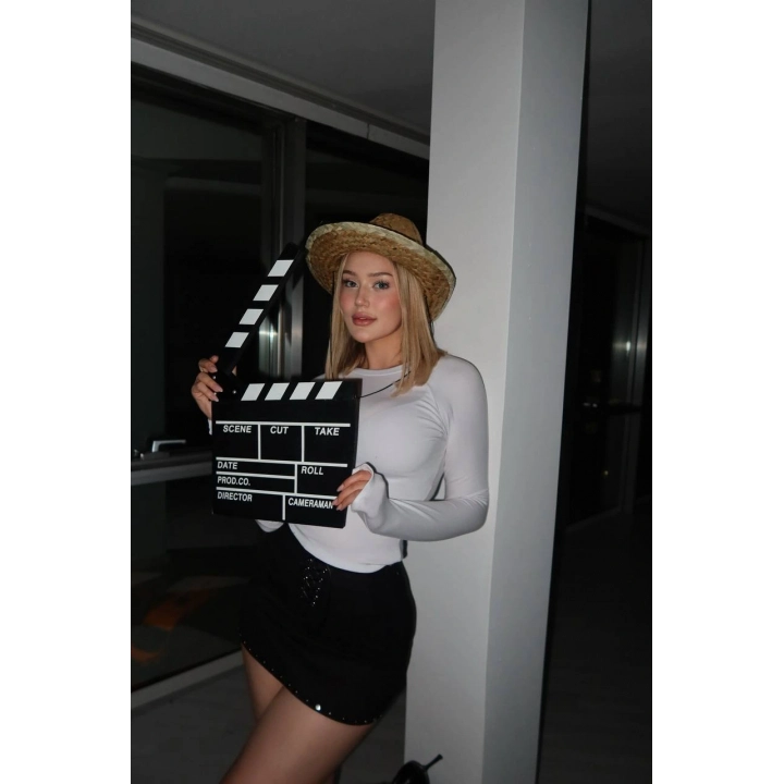 Kuşgözlü Detaylı Siyah Süet Mini Etek