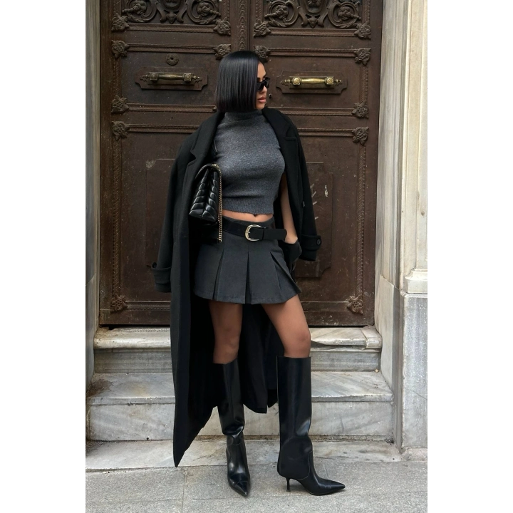 Pileli Basic Antrasit Şortlu Etek