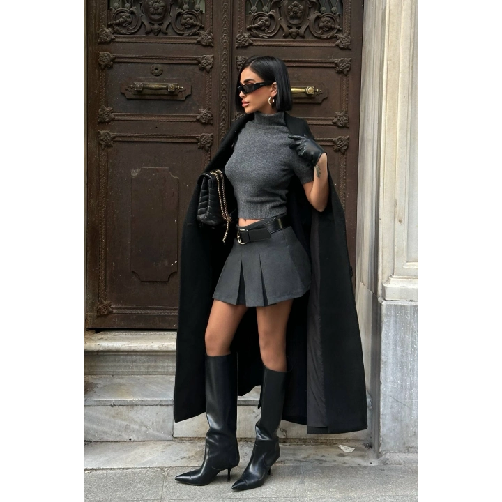 Pileli Basic Antrasit Şortlu Etek