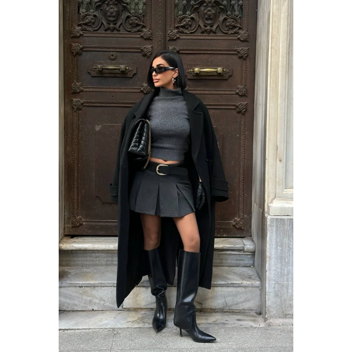 Pileli Basic Antrasit Şortlu Etek