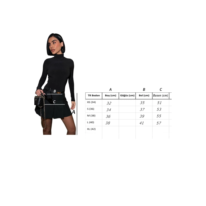 Pileli Basic Siyah Şortlu Etek