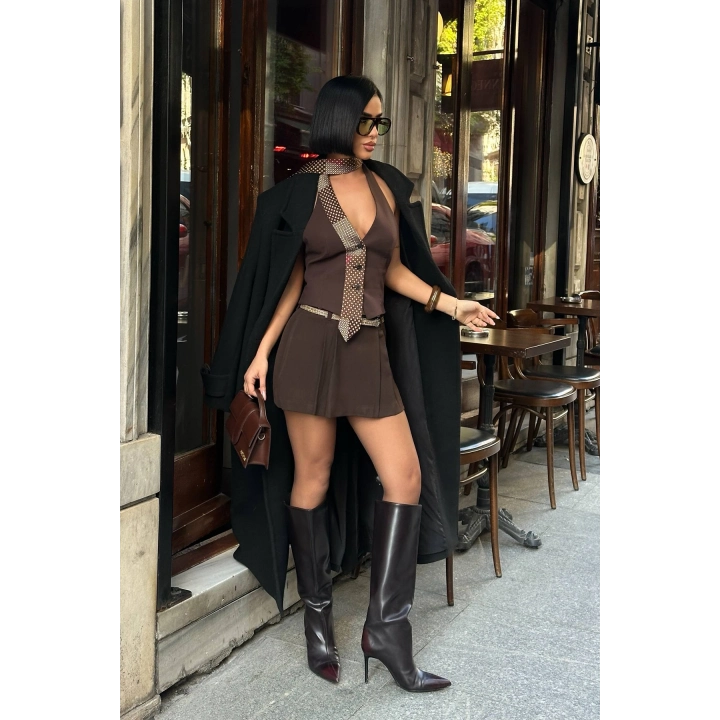 Pileli Kemer Detaylı Şortlu Basic Kahverengi Etek