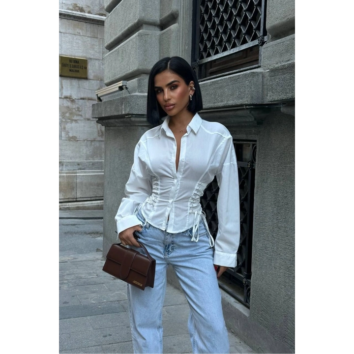 Yan Bağcıklı Korse Formlu Beyaz Gömlek