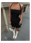 Straplez Formlu Halter Yaka Şortlu Mini Elbise