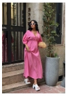 Müslin Keten Dokulu Beli Büzgülü Bağlamalı V Yaka Pembe Elbise