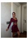 Bordo Yırtmaçlı Cut-Out Mini Elbise –Uzun Kollu Bağlamalı Derin Dekolteli