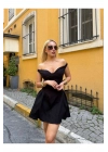 Kadın Lastikli Omzu Açık Göğüs Detaylı Fermuarlı Mini Boy Siyah Elbise