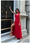 Kadın Dubai Kumaş Sırt Bağlamalı Çapraz Kesim Detaylı Yırtmaçlı Maxi Boy Kırmızı Elbise