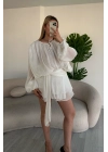 Kadın Beyaz Şifon Dökümlü Volanlı Kuşak Detaylı Şortlu Uzun Kollu Mini Boy Elbise