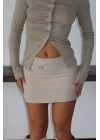 Şık Kemer Detaylı Basic Mini Şortlu Bej Etek