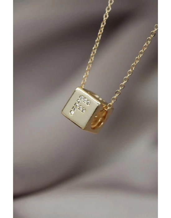 Küp Model Gold Renk Zirkon Taşlı F Harfli Kolye