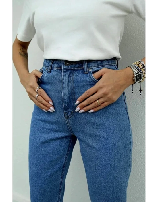 Slimfit mom jeans