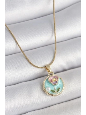316L Çelik Gold Renk Zincir Mavi Minimal Çiçek İşlemeli İnci Detay Portre Model Kadın Kolye