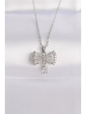 316L Çelik Zincir Gümüş Renk Zirkon Taşlı Kalp Detay Fiyonk Kolye