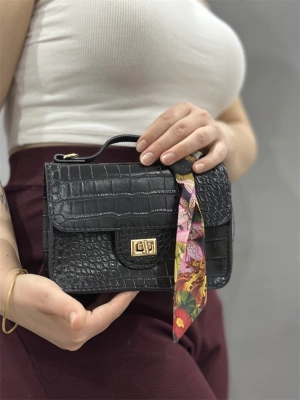 Jisse siyah cilt çanta