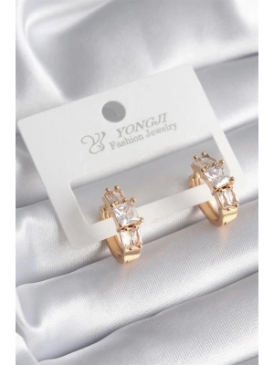Pirinç Gold Renk Kare Zirkon Taşlı Kadın Küpe