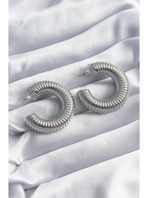 Pirinç Gümüş Renk İşleme Halka Model Kadın Küpe