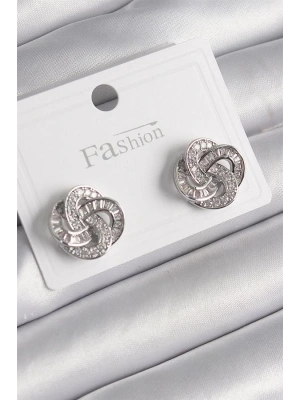 Pirinç Gümüş Renk Zirkon Taşlı Çiçek Model Kadın Küpe