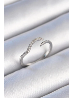 Pirinç Gümüş Renk Zirkon Taşlı Kadın Yüzük