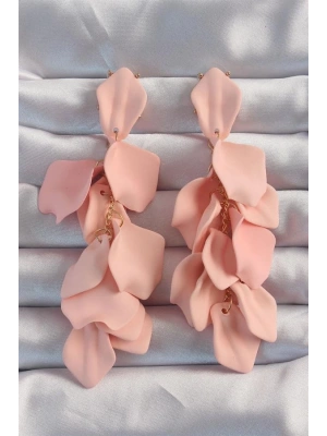 Pirinç Pudra Renk Sallantılı Yaprak Model Küpe