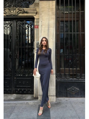 Uzun kollu uzun elbise