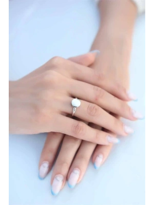 Yuvarlak Plaka Gümüş Renk Kadın Yüzük