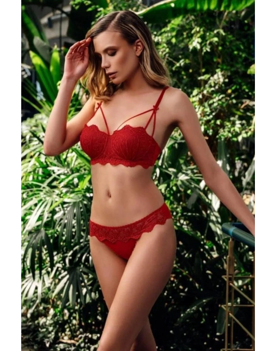 204 BÜŞRA SÜTYEN TAKIM KADIN