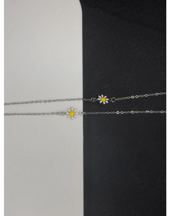 Beyaz Papatya Charmlı Çelik Kolye ve Bileklik Takımı | Mutluluk Serisi