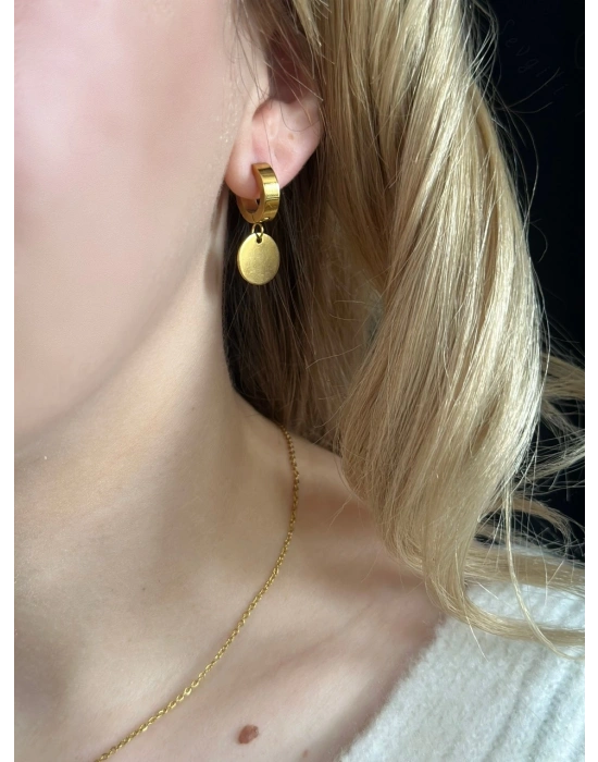 Oval Charmlı Gold Çelik Küpe -Kuzey Serisi