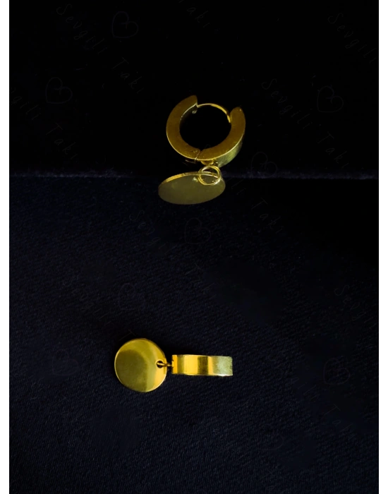 Oval Charmlı Gold Çelik Küpe -Kuzey Serisi