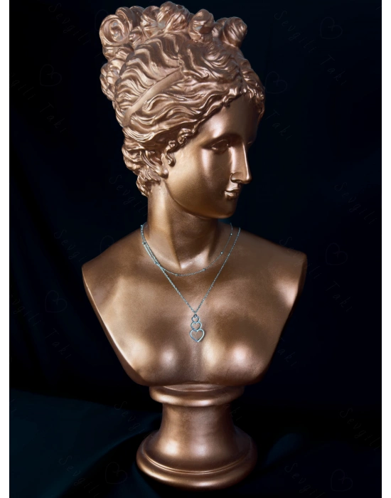 Dönmeli ve Toplu Zincirli Üçlü Kalp Charmlı Çelik Kolye | Vera Serisi