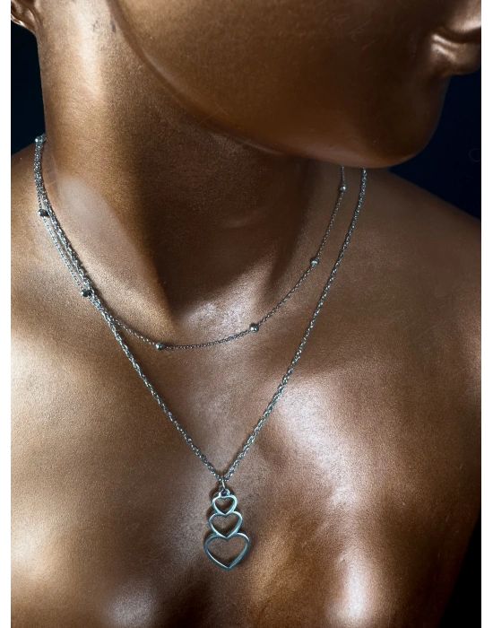 Dönmeli ve Toplu Zincirli Üçlü Kalp Charmlı Çelik Kolye | Vera Serisi