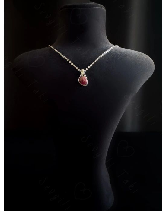 Granat Doğal Taşlı Çelik Kolye -Sirius Serisi