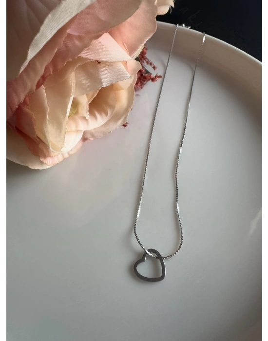 İnce İtalyan Zincirli Kalp Charmlı Çelik Kolye | 777 Serisi