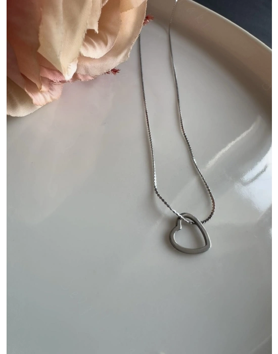 İnce İtalyan Zincirli Kalp Charmlı Çelik Kolye | 777 Serisi