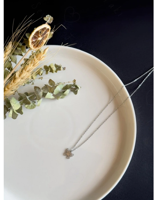 Kelebek Charmlı Çelik Kolye -Vega Serisi